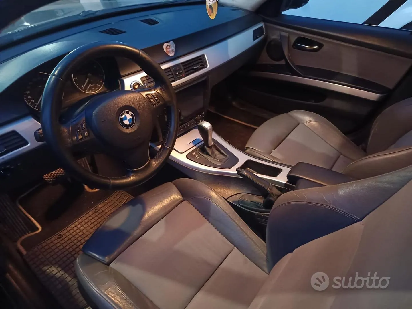 BMW 330 2005 photo 4