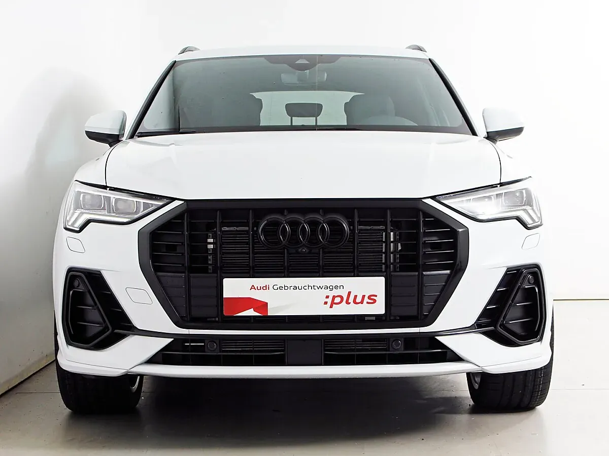 Audi Q3 2025 photo 3