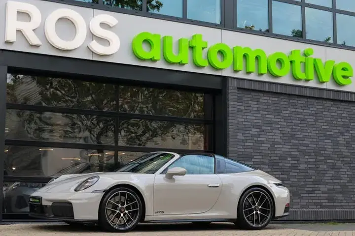 Porsche 911 2026 photo 3