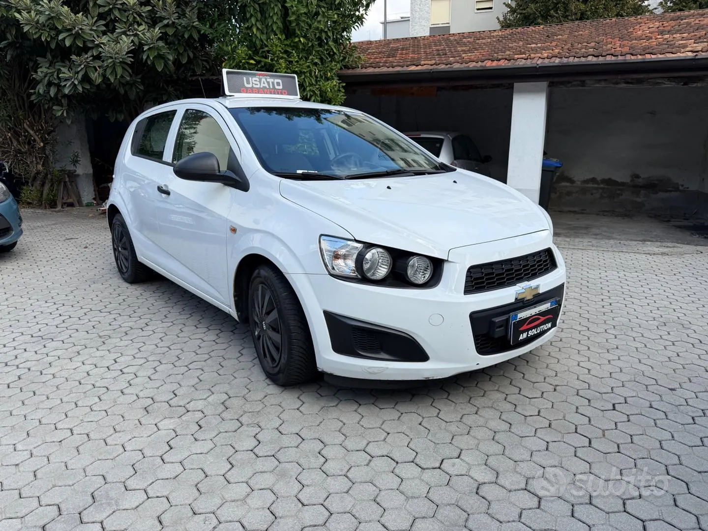 Chevrolet Aveo 2012 photo 2