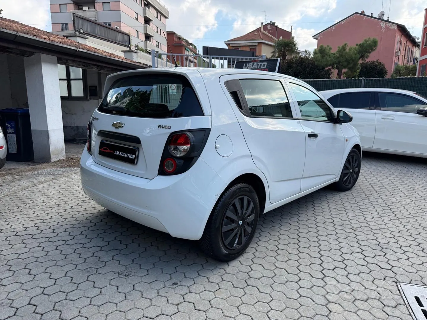 Chevrolet Aveo 2012 photo 3