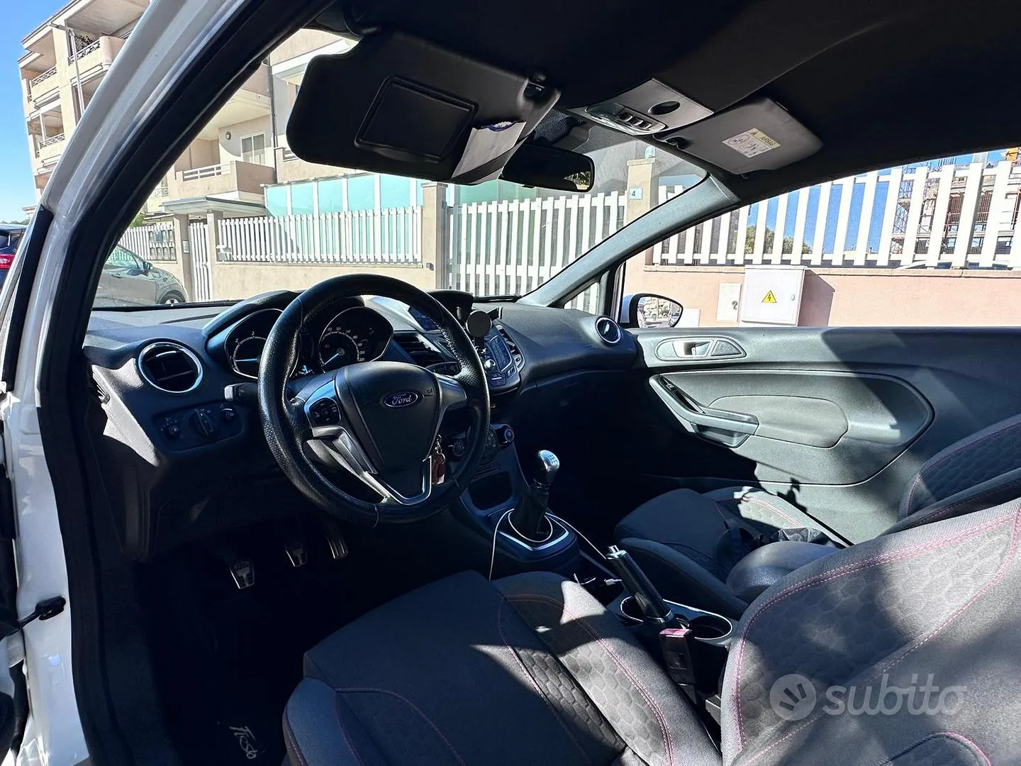 Ford Fiesta 2017 photo 4