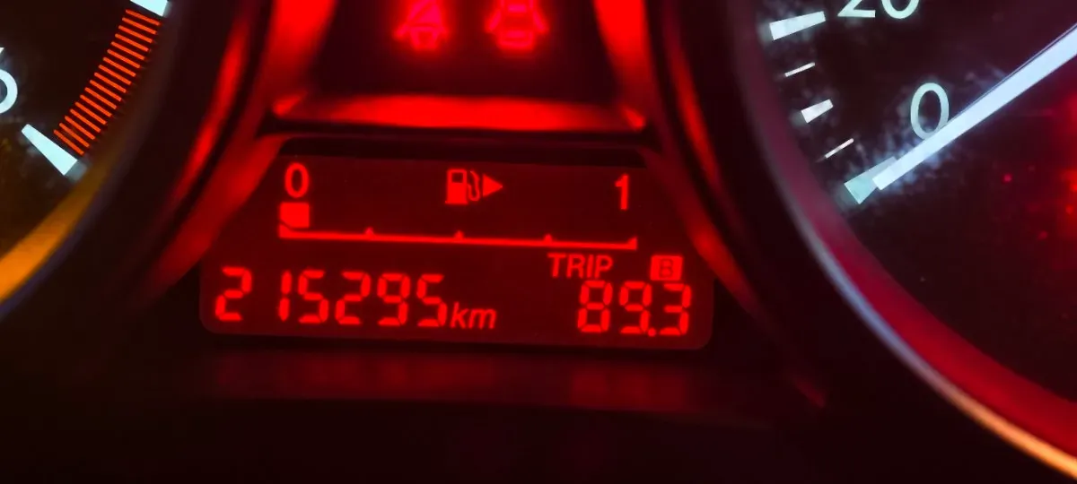 Mazda Mazda5 2011 photo 3