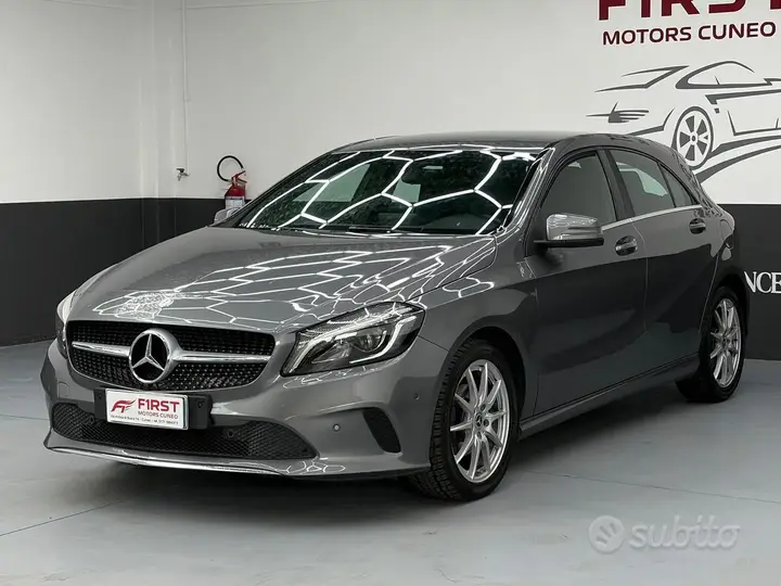 Mercedes-Benz A 180 2016 photo 4