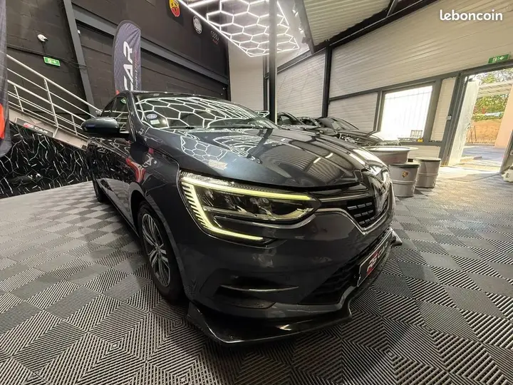 Renault Megane 2022 photo 3