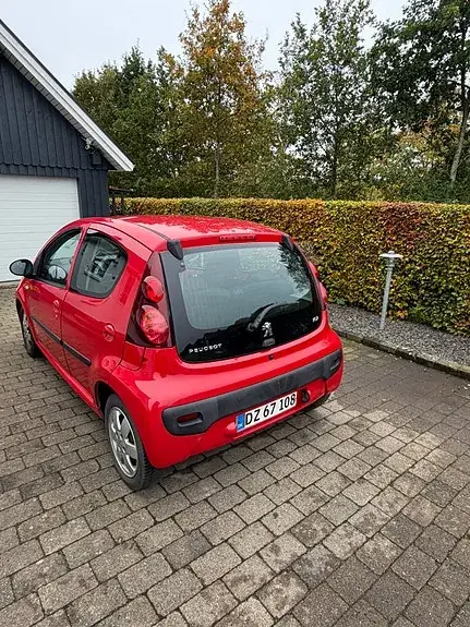 Peugeot 107 2007 photo 3