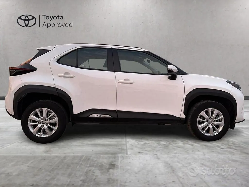 Toyota Yaris Cross 2025 photo 4
