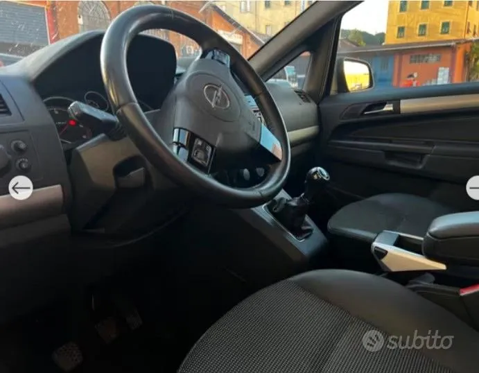 Opel Zafira 2011 photo 3