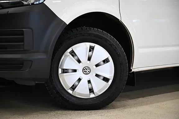 Volkswagen Transporter 2018 photo 3