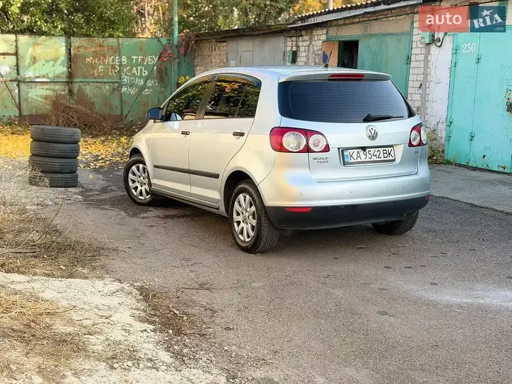Volkswagen Golf Plus 2008 photo 3
