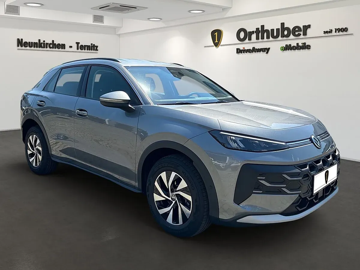 Volkswagen T-Roc 2026 photo 2