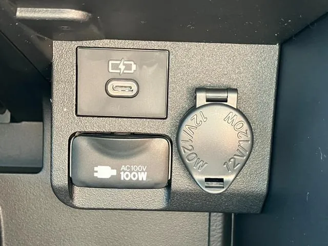 Toyota Probox F 2026 photo 4