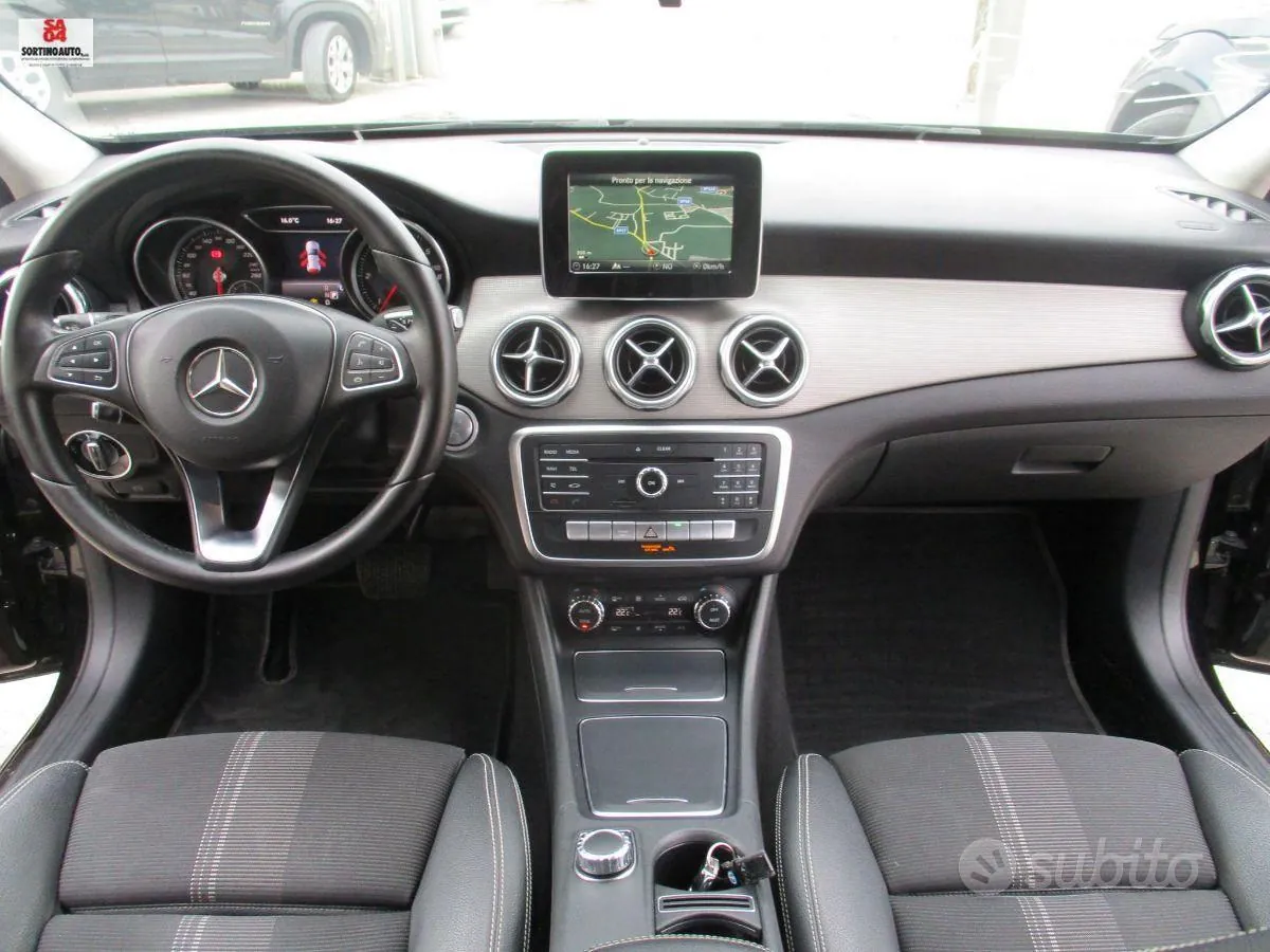 Mercedes-Benz Gla 2017 photo 4