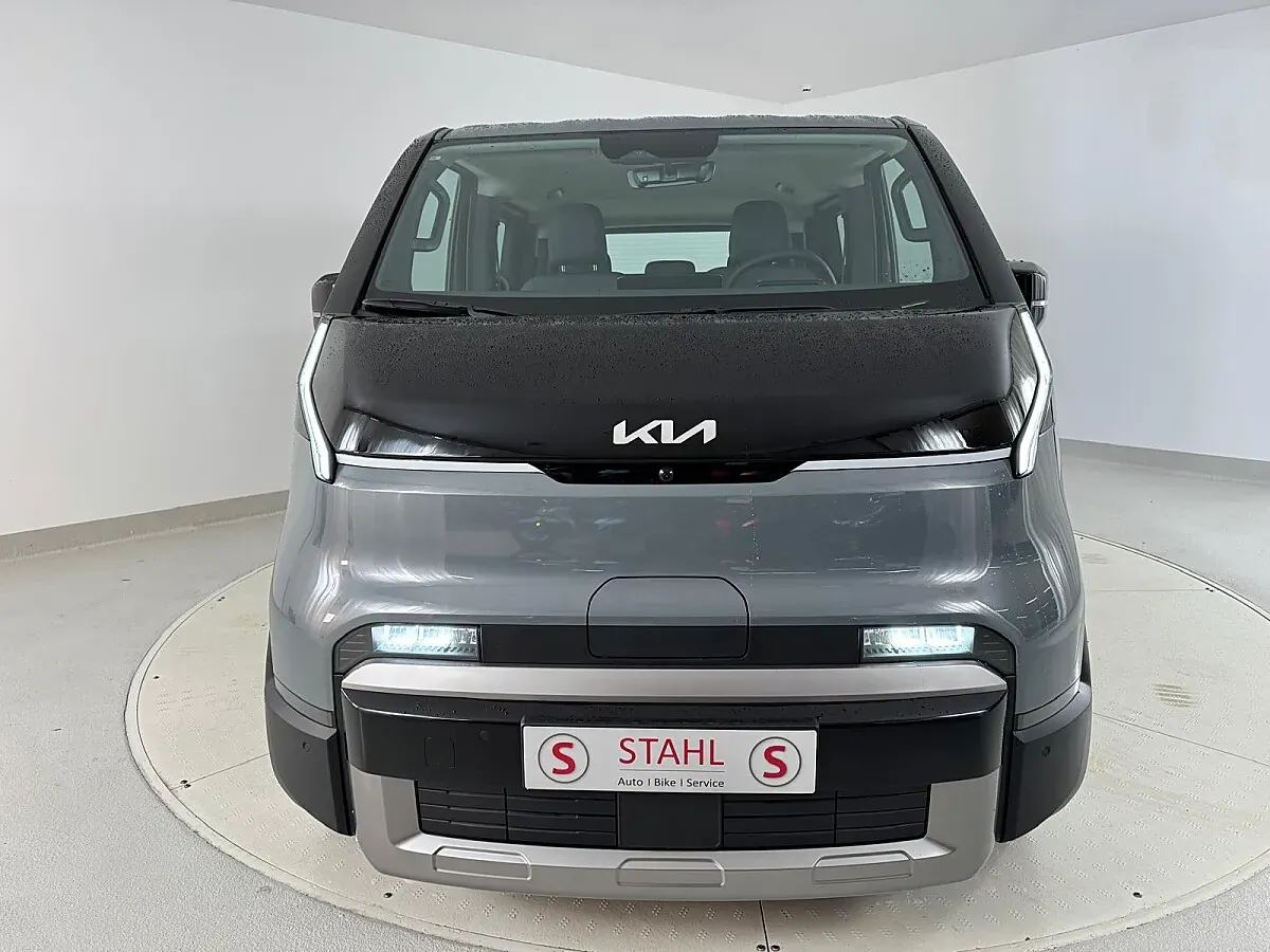 Kia Pv5 photo 2