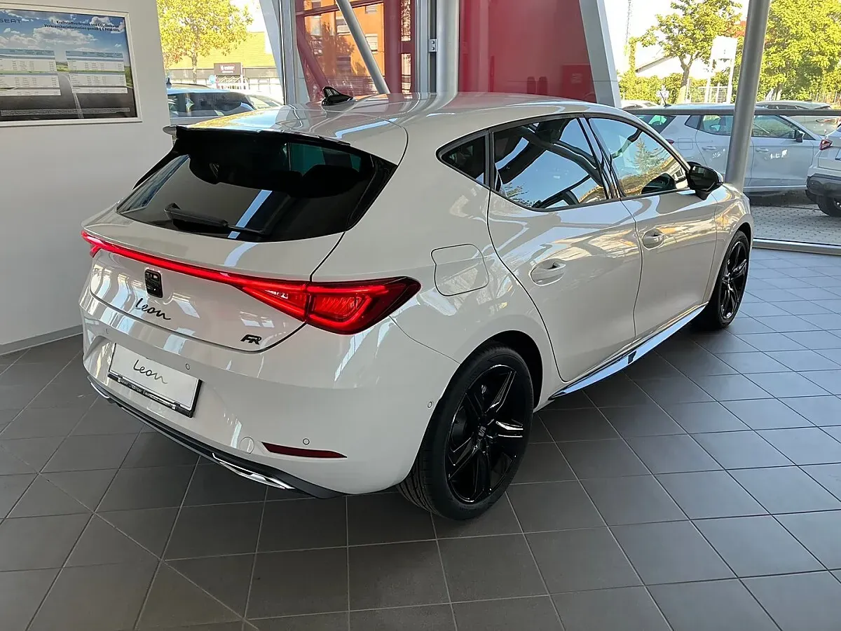 Seat Leon 2026 photo 2