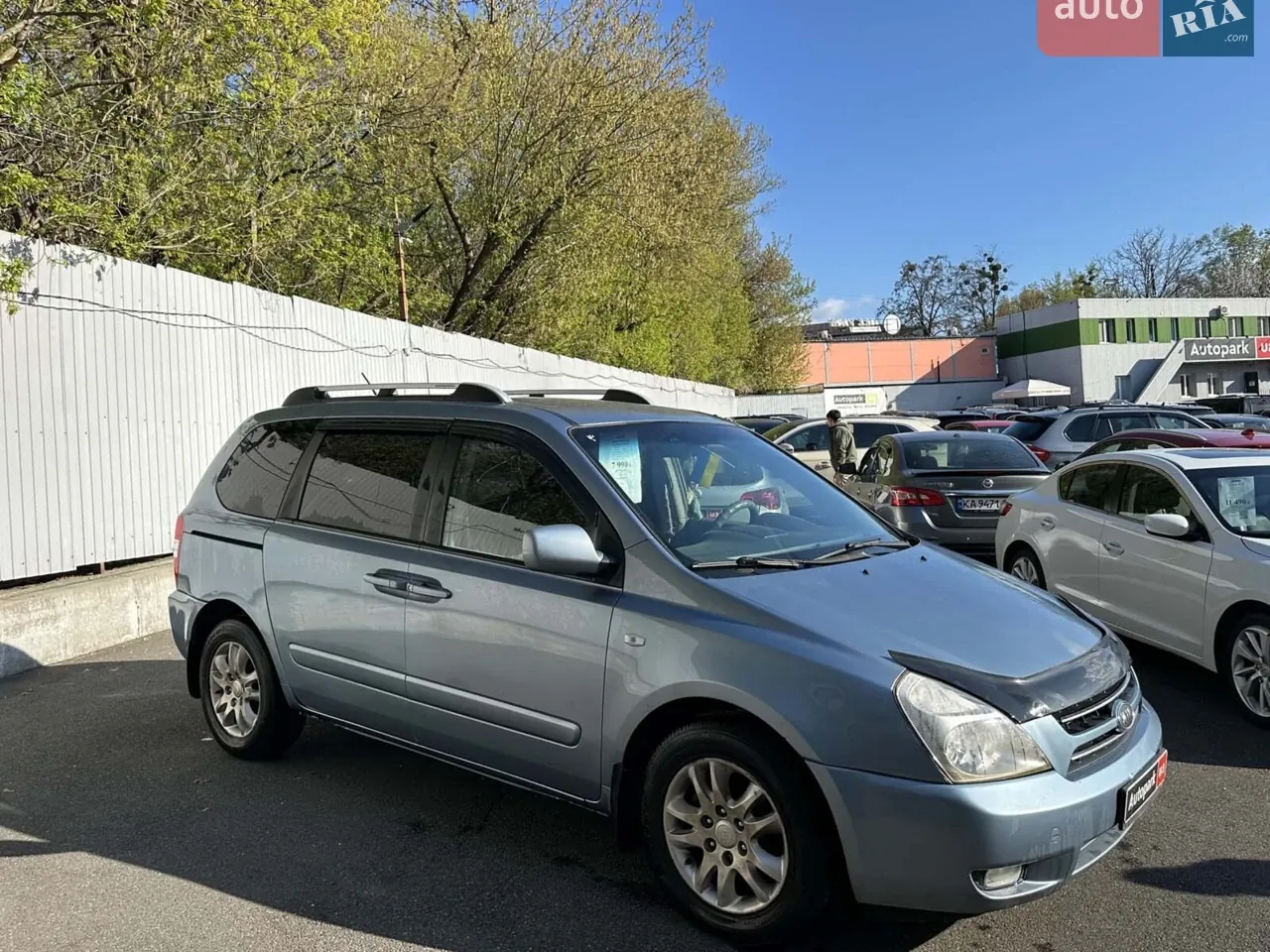 Kia Carnival 2006 photo 3