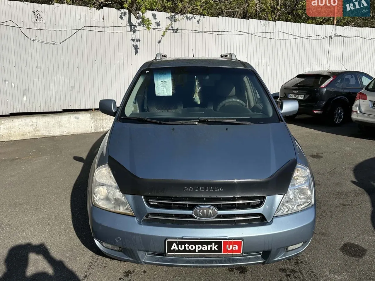 Kia Carnival 2006 photo 2