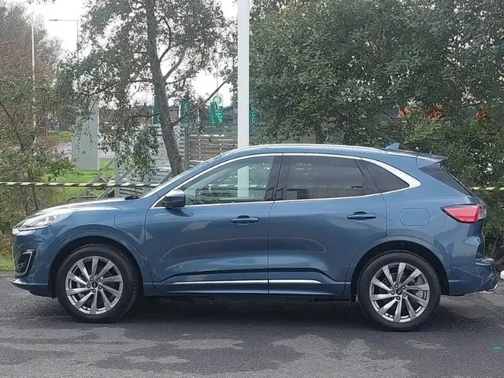 Ford Kuga 2022 photo 4
