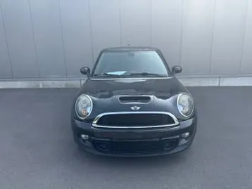 Mini Cooper S 2011 photo 2