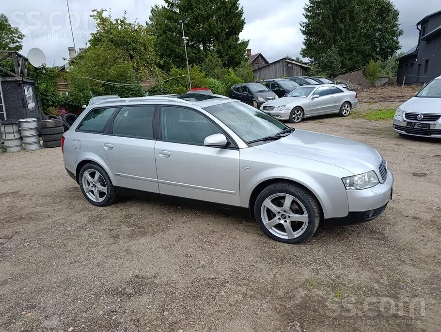 Audi A4 2003 photo 4