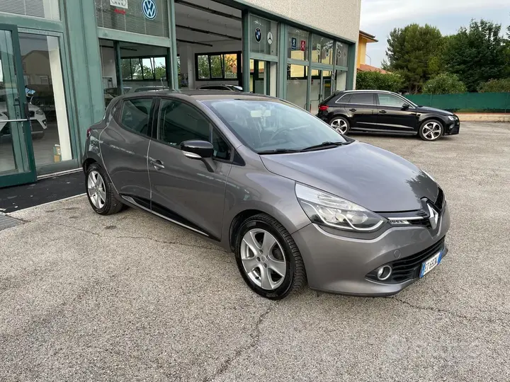 Renault Clio 2014 photo 3