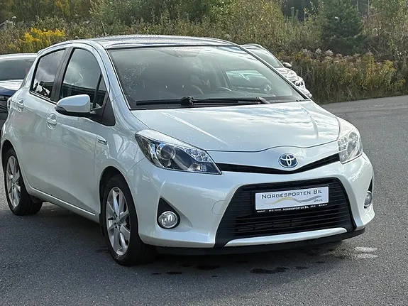 Toyota Yaris 2014 photo 3