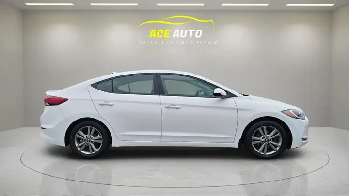 Hyundai Elantra 2018 photo 5