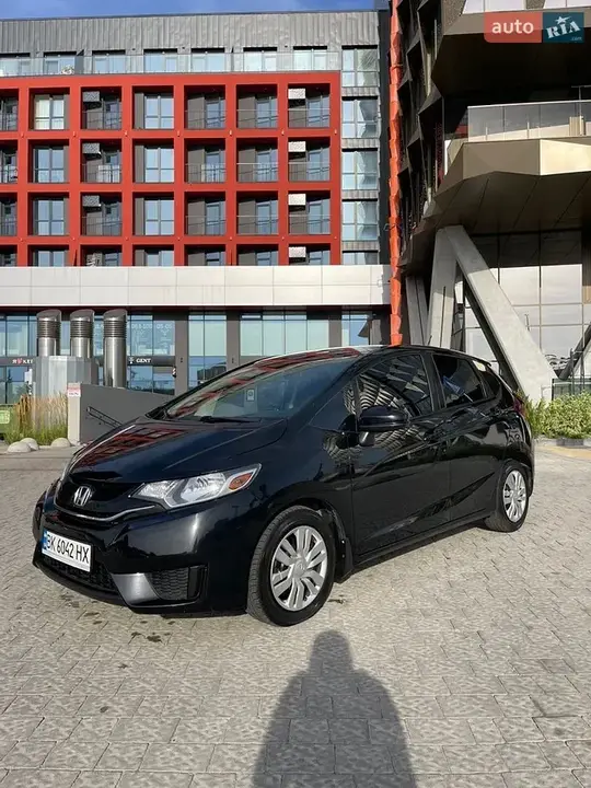 Honda Fit 2017 photo 2