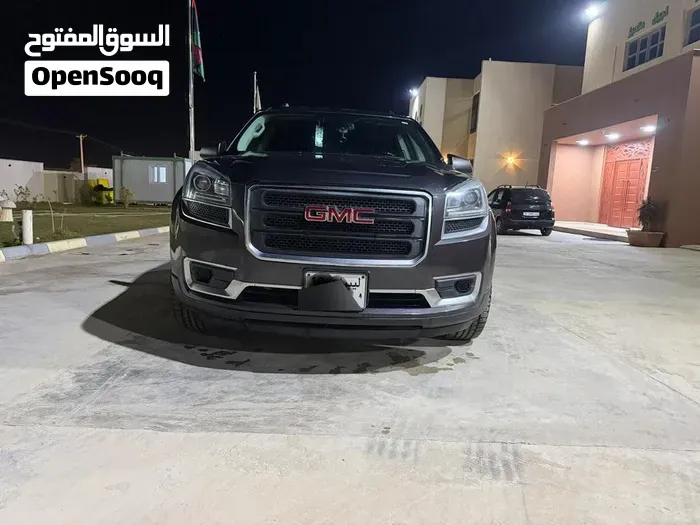 GMC Acadia 2013 photo 3