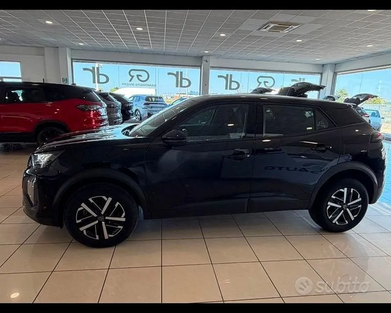 Peugeot 2008 2024 photo 2