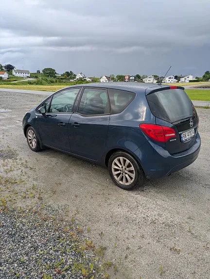 Opel Meriva 2012 photo 4