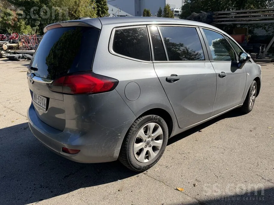 Opel Zafira 2017 photo 4
