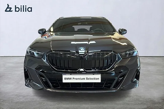 BMW 550E 2026 photo 5