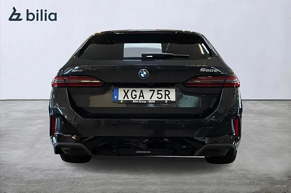 BMW 550E 2026 photo 4