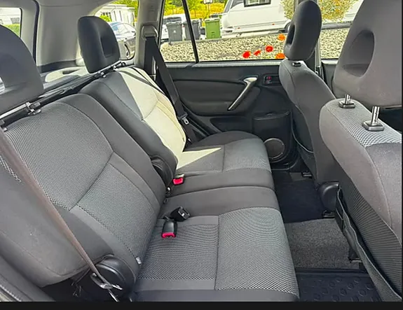 Toyota Rav4 2004 photo 5