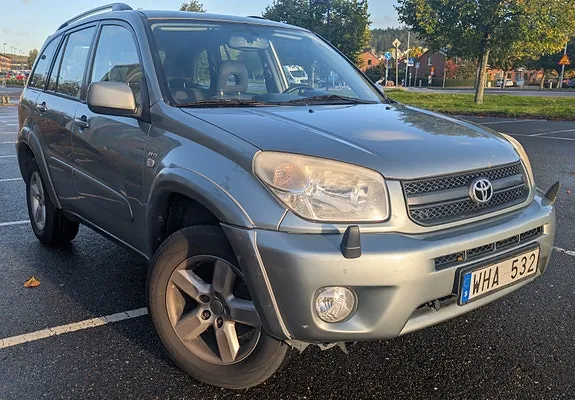 Toyota Rav4 2004 photo 2