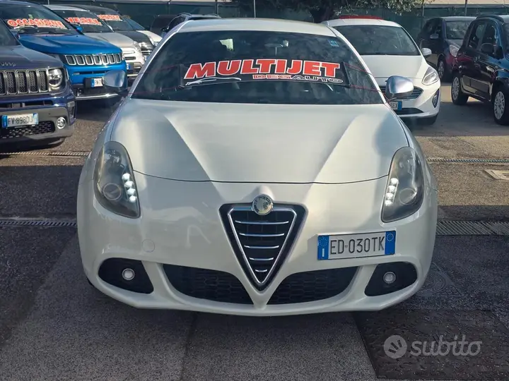 Alfa Romeo Giulietta 2011 photo 5