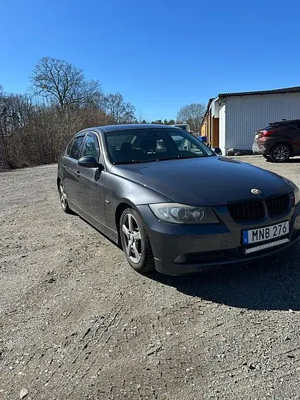 BMW 320D 2008 photo 3