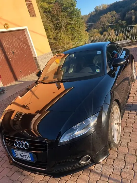 Audi Tt 2011 photo 3