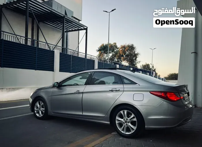 Hyundai Sonata 2011 photo 3
