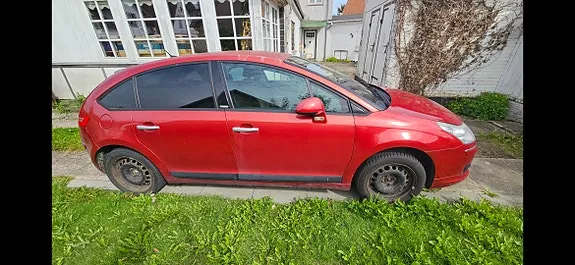 Citroen C4 2005 photo 2