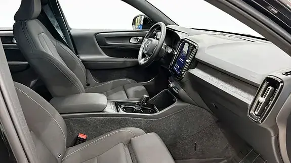 Volvo Xc40 2023 photo 3