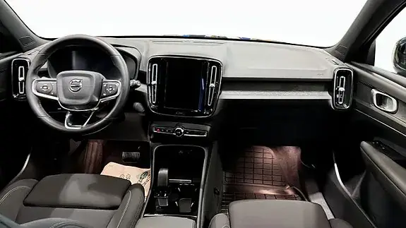 Volvo Xc40 2023 photo 4