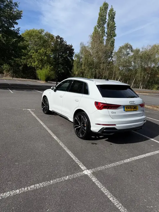 Audi Q3 2019 photo 4