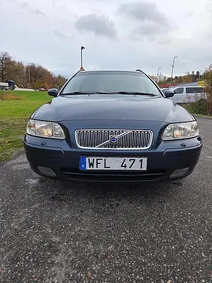 Volvo V70 2005 photo 2