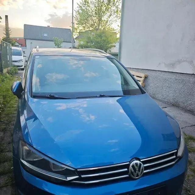 Volkswagen Touran 2016 photo 3