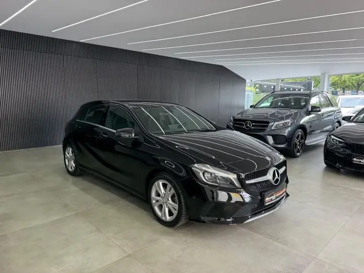 Mercedes-Benz A 160