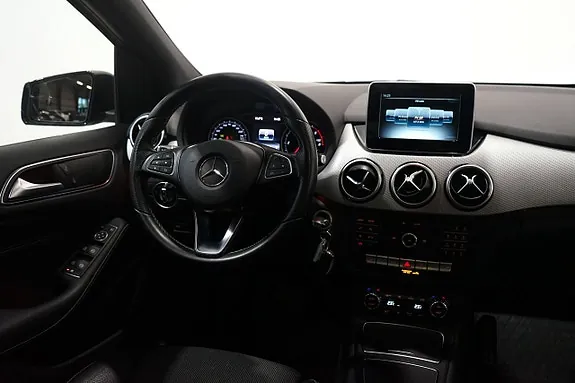 Mercedes-Benz B180 D 2017 photo 5