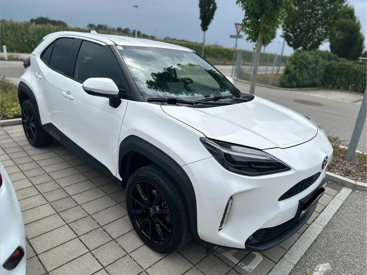 Toyota Yaris Cross 2022 photo 2