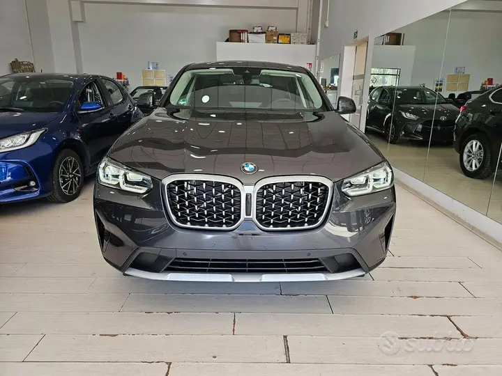 BMW X4 2023 photo 3